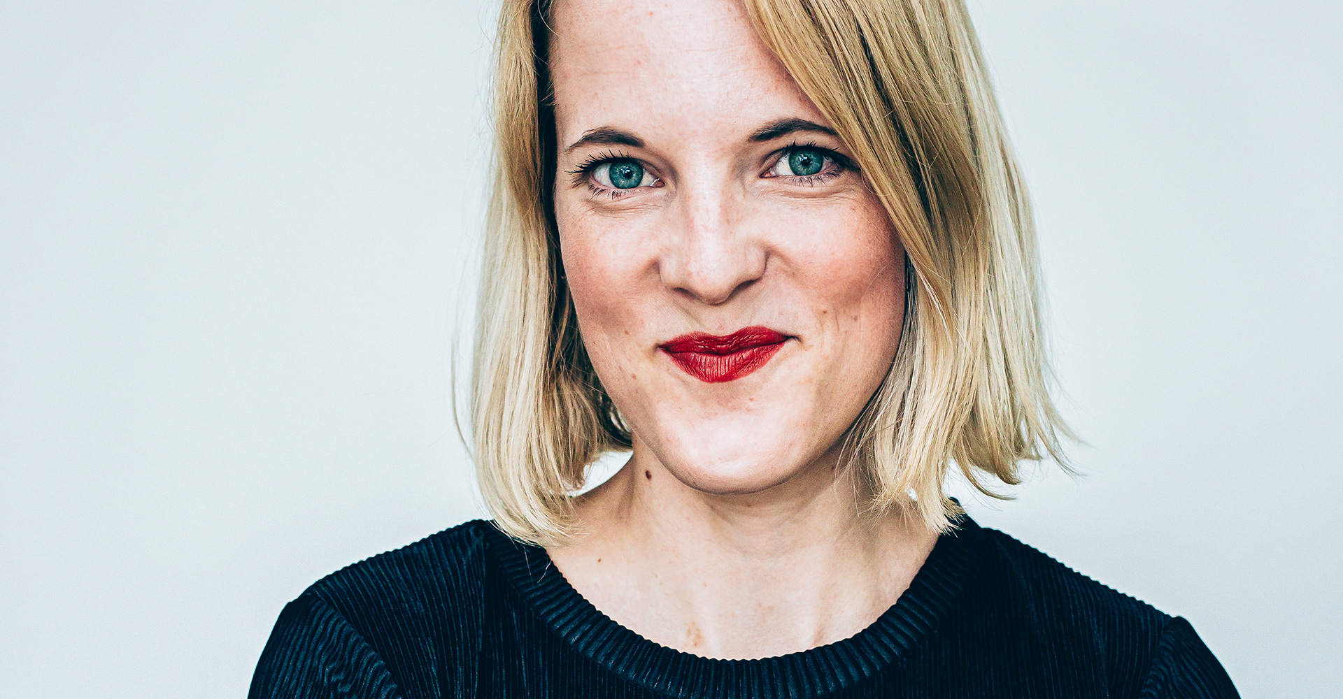 About Lea Taaks – Digital Art Direction + UI design
